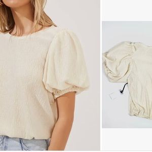 ASTR the Label Bubble Sleeve Crew Neck Top